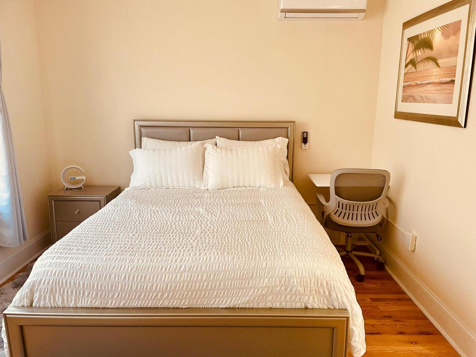 Апартаменты Ooohlala! 2 Beds And 2 Full Baths W/Free Parking Ньюарк Экстерьер фото