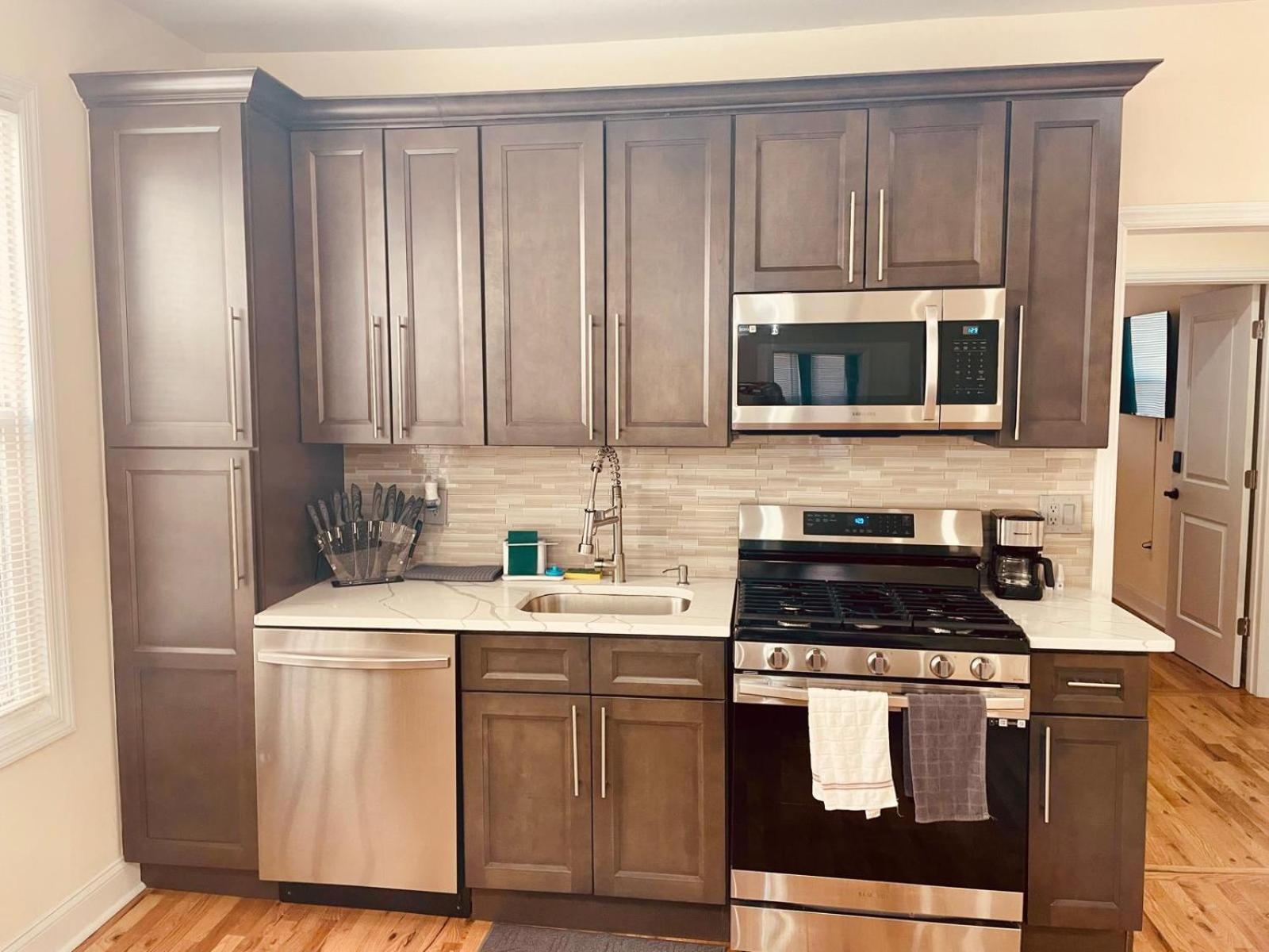 Апартаменты Ooohlala! 2 Beds And 2 Full Baths W/Free Parking Ньюарк Экстерьер фото
