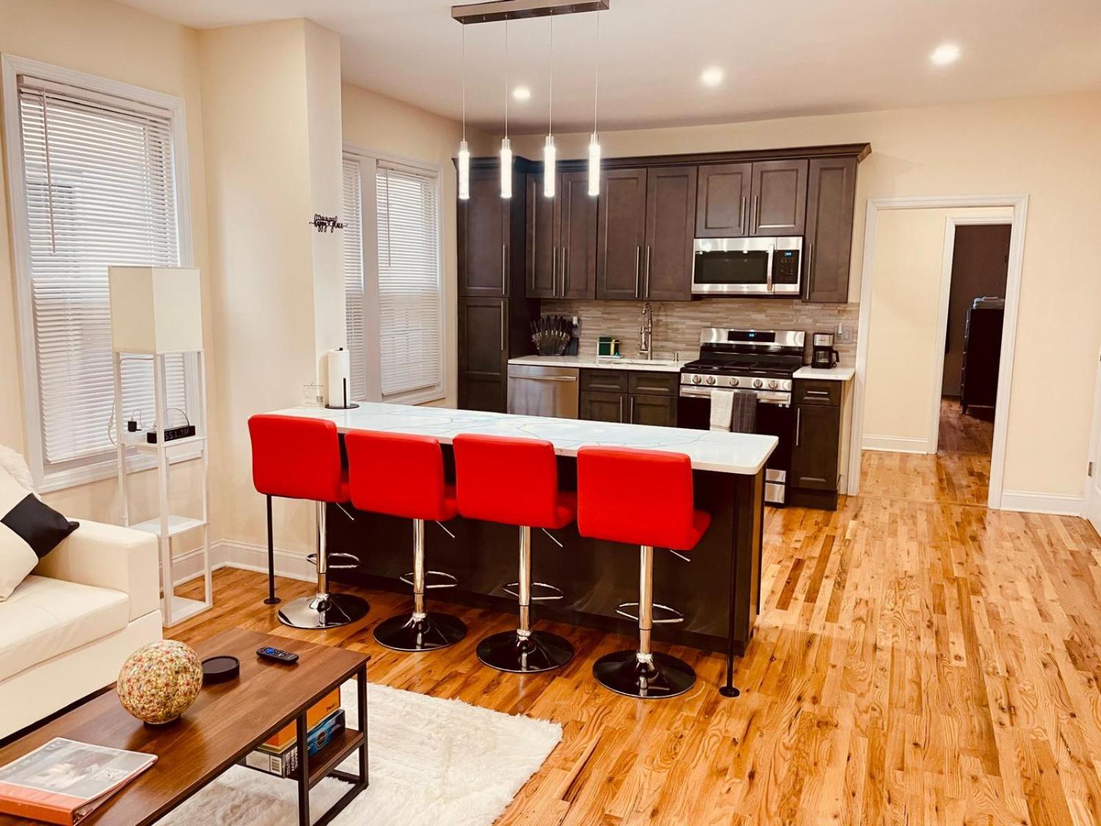 Апартаменты Ooohlala! 2 Beds And 2 Full Baths W/Free Parking Ньюарк Экстерьер фото