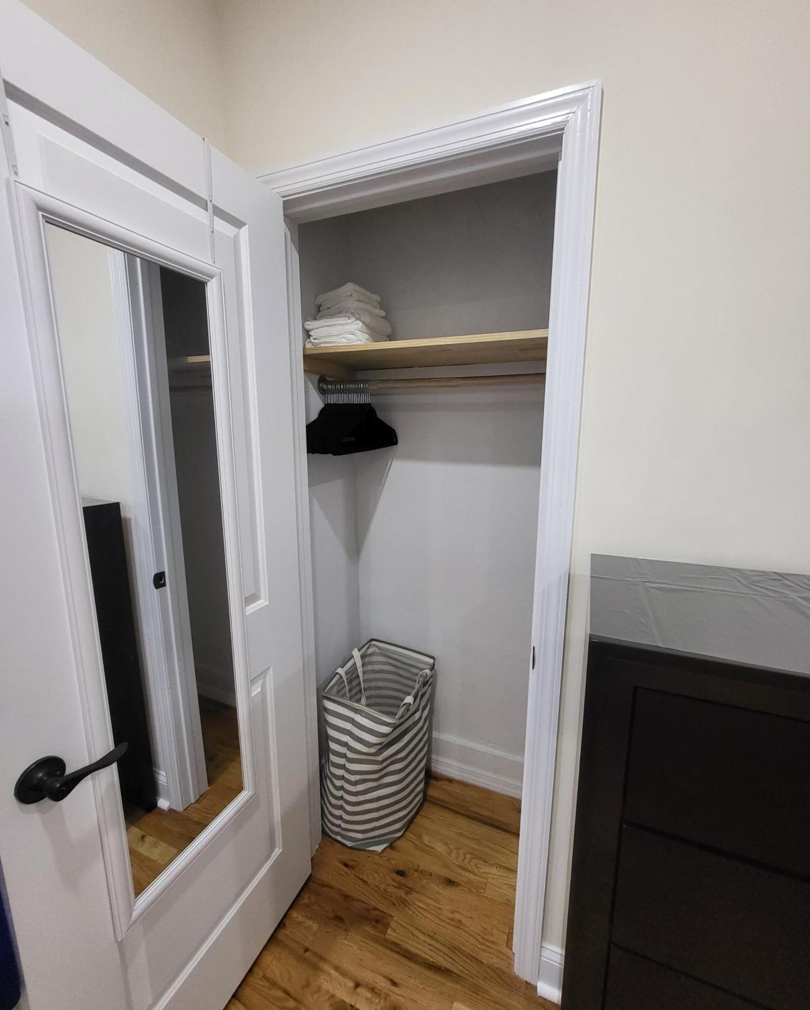 Апартаменты Ooohlala! 2 Beds And 2 Full Baths W/Free Parking Ньюарк Экстерьер фото